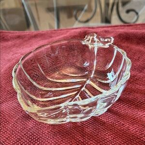 Elegant Clear Glass Leaf Bowl